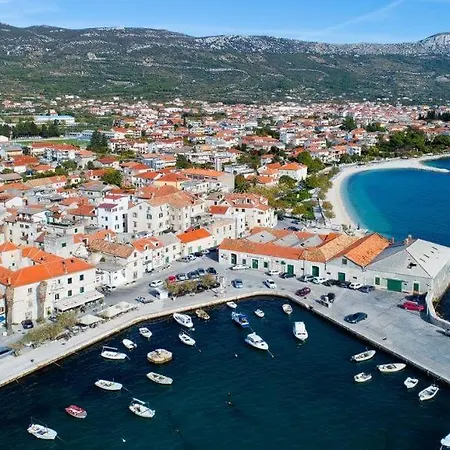 Adriatic 2 *